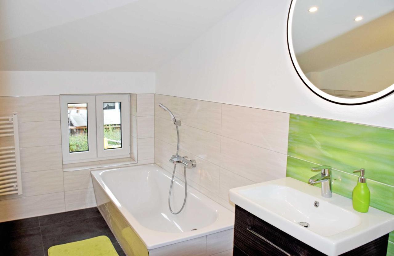 Ferienhaus Zum Boddenstrand Mit Ka Groß Zicker Oda fotoğraf